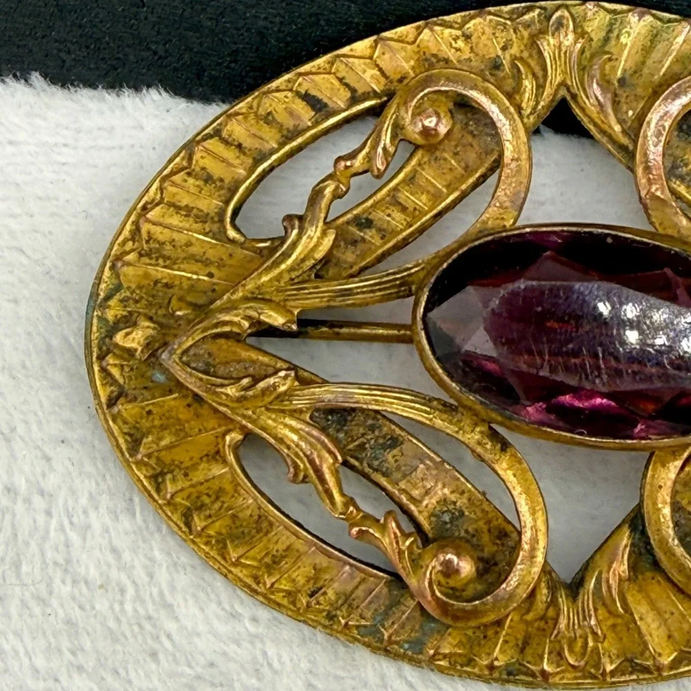 Vintage Art Nouveau Brooch Gold Tone Purple Sparkle Sash Pin